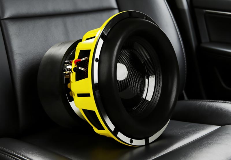 Loa siêu trầm ô tô 12 inch bằng sợi carbon: Công suất cực đại 6000W, âm trầm mạnh mẽ sắp ra mắt